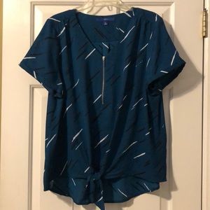 Short sleeve zipper front blouse